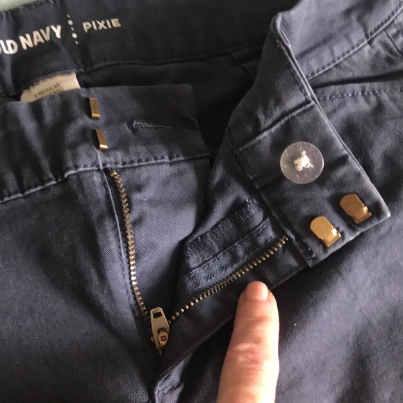 Pants - Picture 5 of 7